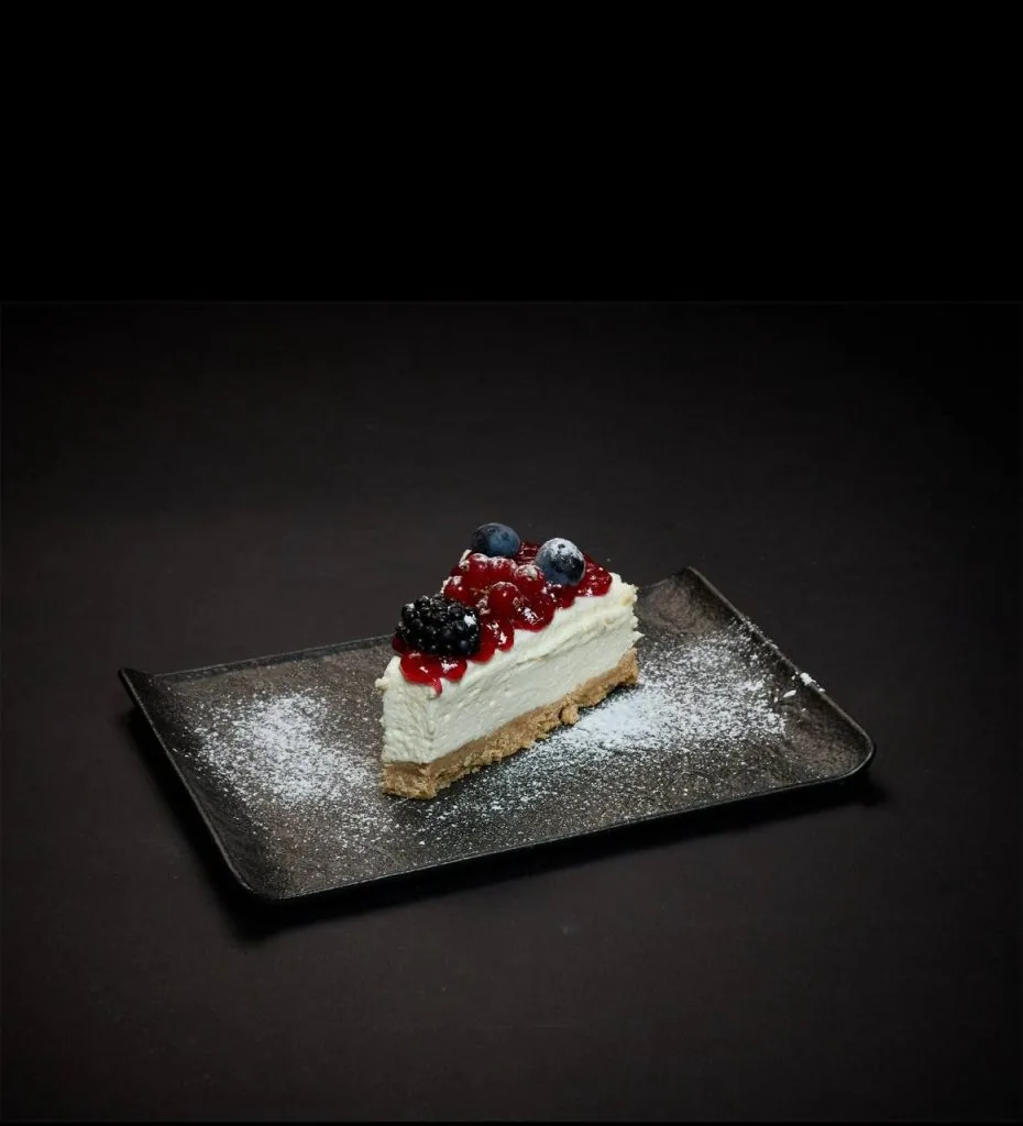 CHEESECAKE AI FRUTTI DI BOSCO